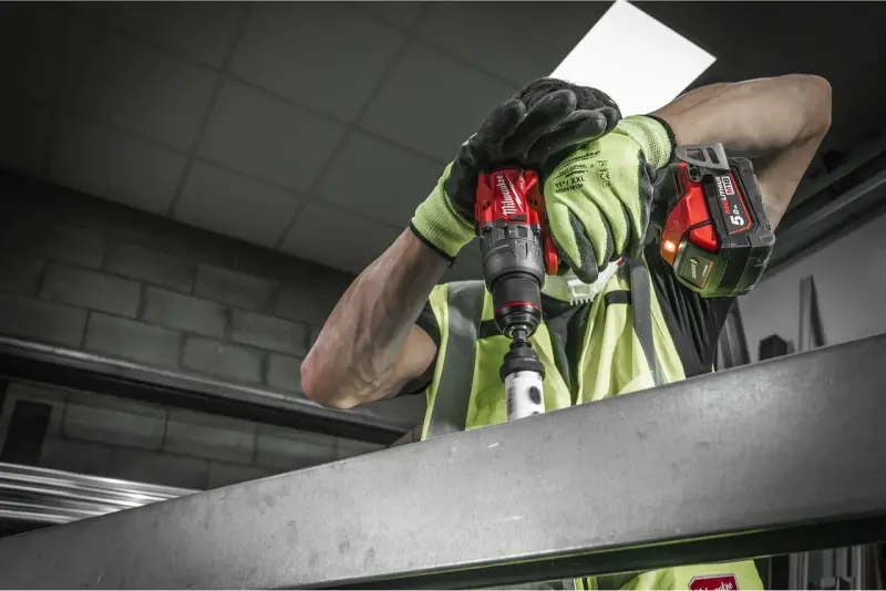 Aku příklepová vrtačka M18FPD3-402C PERCUSSION DRILL GEN4 (MI4933492473)